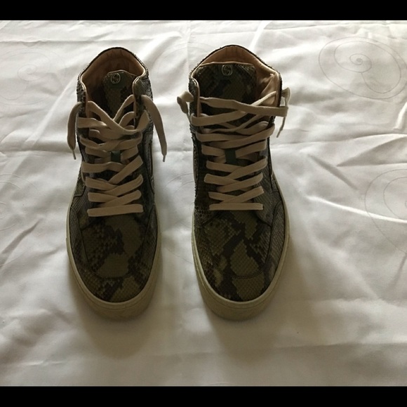 Gucci Genuine Snake Skin High Top Sneaker - Picture 9 of 10